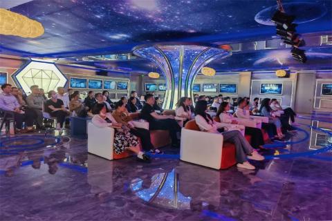 探访培育钻石，为高科技赋能！非凡娱乐团队赴科微之星观摩学习