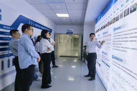 探访培育钻石，为高科技赋能！非凡娱乐团队赴科微之星观摩学习