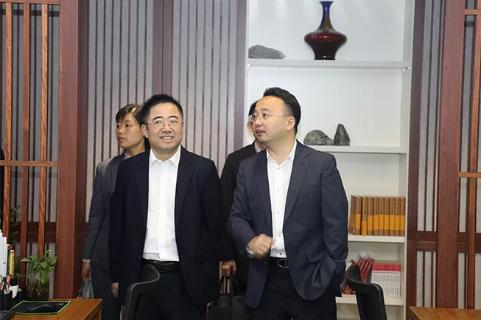 明光市市委书记被非凡娱乐企业文化深深感动 | 深入沟通合作空间广阔