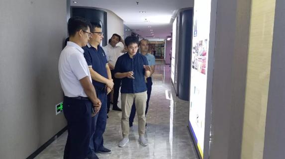 江西赣江新区一行领导到非凡娱乐加速器考察调研